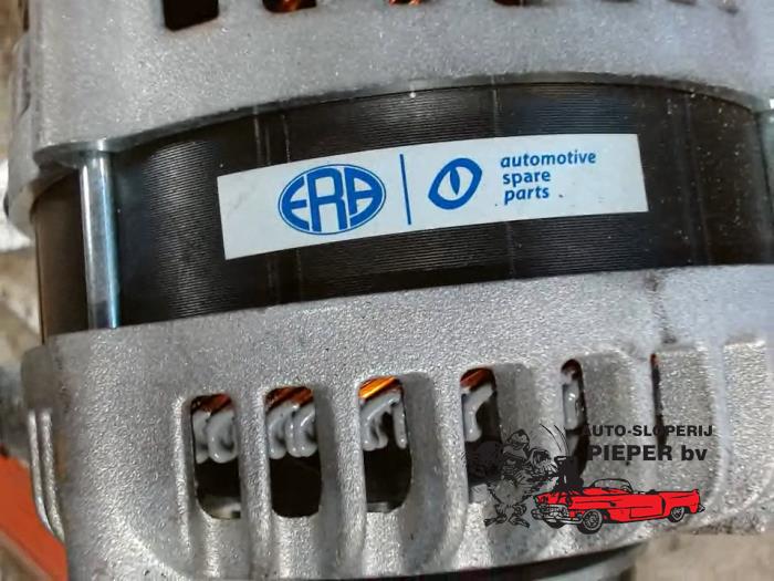 Gebruikte Dynamo Honda CR-V (RD5/6/7/8) 2.2 CTDi 16V Prijs € 63,00 Margeregeling aangeboden door Autosloperij Pieper BV