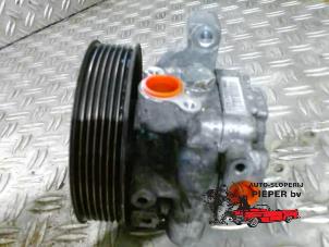 Gebruikte Servopomp Honda CR-V (RD5/6/7/8) 2.2 CTDi 16V Prijs op aanvraag aangeboden door Autosloperij Pieper BV