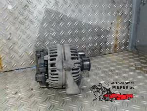 Gebruikte Dynamo BMW X3 (E83) 2.5 24V Prijs € 52,50 Margeregeling aangeboden door Autosloperij Pieper BV