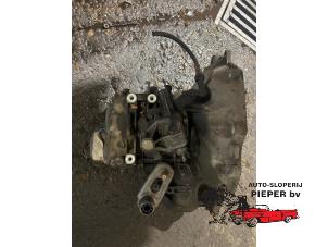 Gebruikte Versnellingsbak Opel Corsa D 1.2 16V Prijs op aanvraag aangeboden door Autosloperij Pieper BV