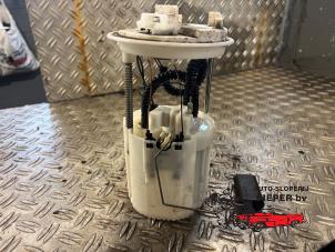 Gebruikte Benzinepomp Opel Corsa D 1.2 16V Prijs op aanvraag aangeboden door Autosloperij Pieper BV