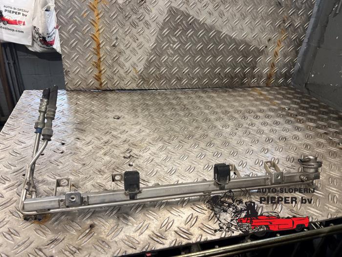 Gebruikte Verstuiver brug BMW 5 serie (E39) 520i 24V Prijs € 31,50 Margeregeling aangeboden door Autosloperij Pieper BV