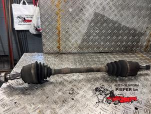 Gebruikte Aandrijfas links-voor Peugeot Bipper (AA) 1.4 HDi Prijs op aanvraag aangeboden door Autosloperij Pieper BV