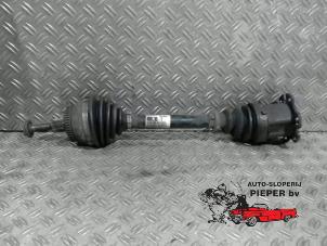 Gebruikte Cardanas rechts-voor (VWA) Audi A4 Avant (B6) 2.4 V6 30V Prijs € 78,75 Margeregeling aangeboden door Autosloperij Pieper BV