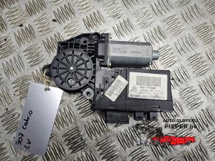 Gebruikte Motor portierruit Peugeot 307 CC (3B) 2.0 16V Prijs € 105,00 Margeregeling aangeboden door Autosloperij Pieper BV