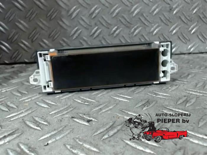 Gebruikte Display Interieur Peugeot Expert (G9) 1.6 HDi 90 Prijs € 42,00 Margeregeling aangeboden door Autosloperij Pieper BV