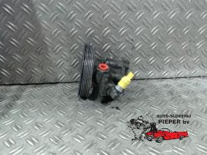 Gebruikte Stuurpomp Peugeot Expert (G9) 1.6 HDi 90 Prijs € 52,50 Margeregeling aangeboden door Autosloperij Pieper BV