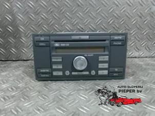 Gebruikte Radio Ford Focus C-Max 1.6 16V Prijs op aanvraag aangeboden door Autosloperij Pieper BV