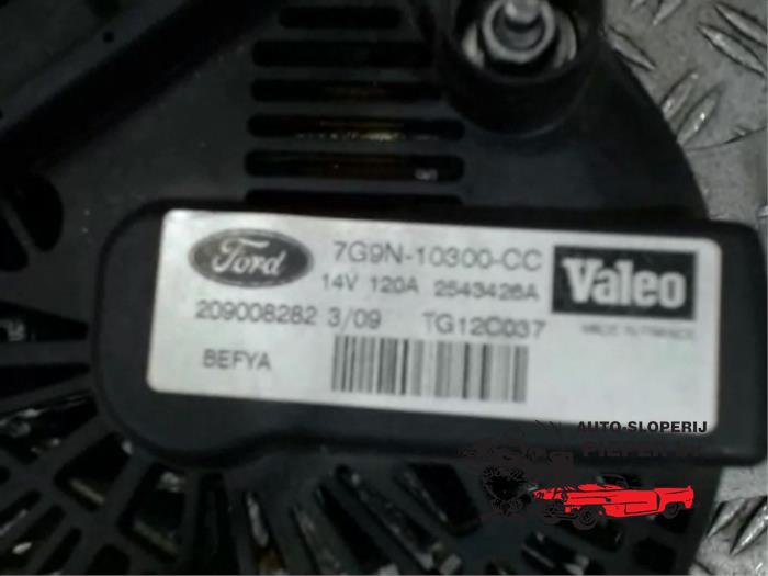 Alternator van een Ford Fiesta 6 (JA8) 1.4 16V 2009