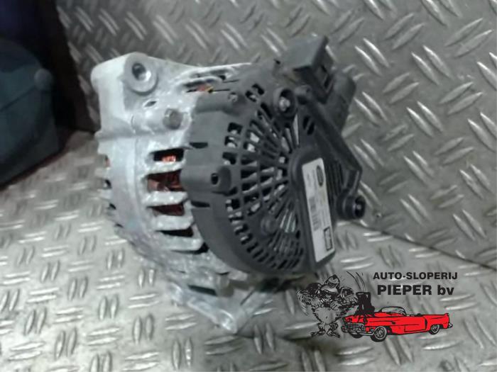 Alternator van een Ford Fiesta 6 (JA8) 1.4 16V 2009
