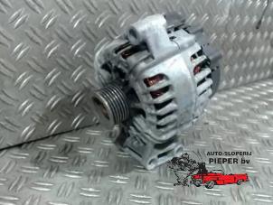 Alternator van een Ford Fiesta 6 (JA8) 1.4 16V 2009