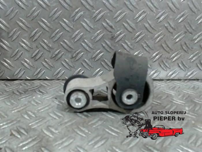 Gebruikte Motorrubber Ford Fiesta 6 (JA8) 1.4 16V Prijs € 31,50 Margeregeling aangeboden door Autosloperij Pieper BV