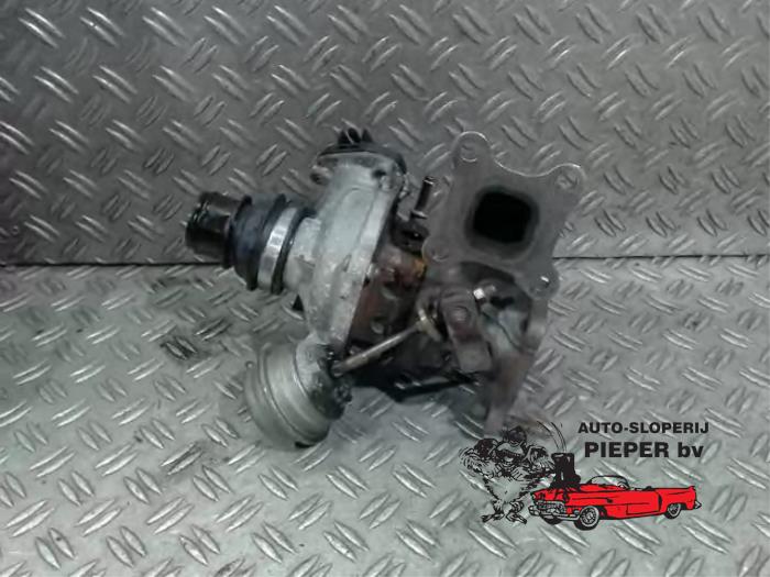 Gebruikte Turbo Ford Focus 3 1.0 Ti-VCT EcoBoost 12V 100 Prijs € 262,50 Margeregeling aangeboden door Autosloperij Pieper BV