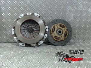 Gebruikte Koppelingsset (compleet) Opel Karl 1.0 12V Prijs € 105,00 Margeregeling aangeboden door Autosloperij Pieper BV