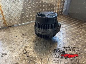 Gebruikte Dynamo Mercedes E (W210) 2.4 E-240 V6 18V Prijs € 52,50 Margeregeling aangeboden door Autosloperij Pieper BV