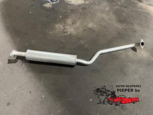 Gebruikte Uitlaat Middendemper Nissan Primera Wagon (W12) 1.8 16V Prijs € 47,25 Margeregeling aangeboden door Autosloperij Pieper BV