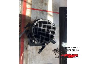 Gebruikte Luchtmassameter Mercedes CLK (C209) 3.2 320 V6 18V Prijs op aanvraag aangeboden door Autosloperij Pieper BV