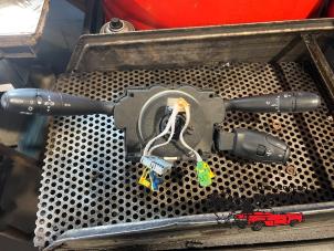 Gebruikte Combischakelaar Stuurkolom Peugeot 206 Prijs € 105,00 Margeregeling aangeboden door Autosloperij Pieper BV