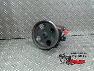 Gebruikte Servopomp Citroen C5 I Berline (DC) 2.0 16V Prijs op aanvraag aangeboden door Autosloperij Pieper BV