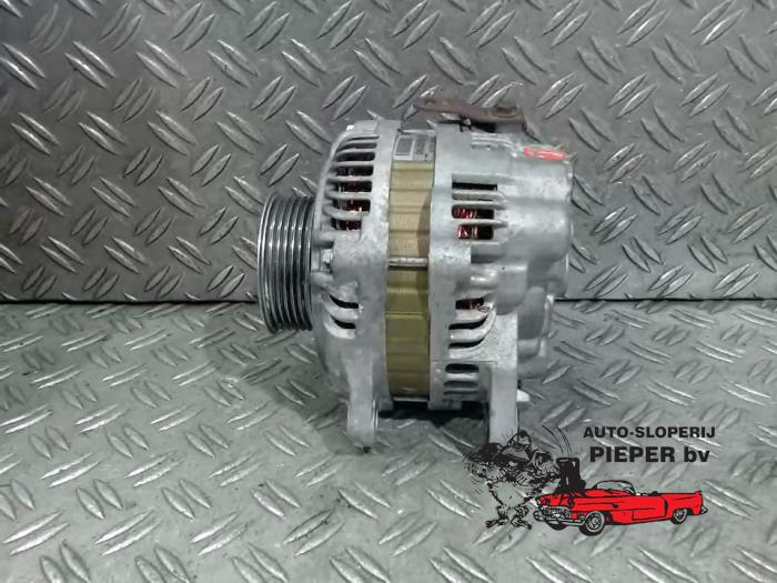 Gebruikte Dynamo Mitsubishi Grandis (NA) 2.4 16V MIVEC Prijs € 63,00 Margeregeling aangeboden door Autosloperij Pieper BV