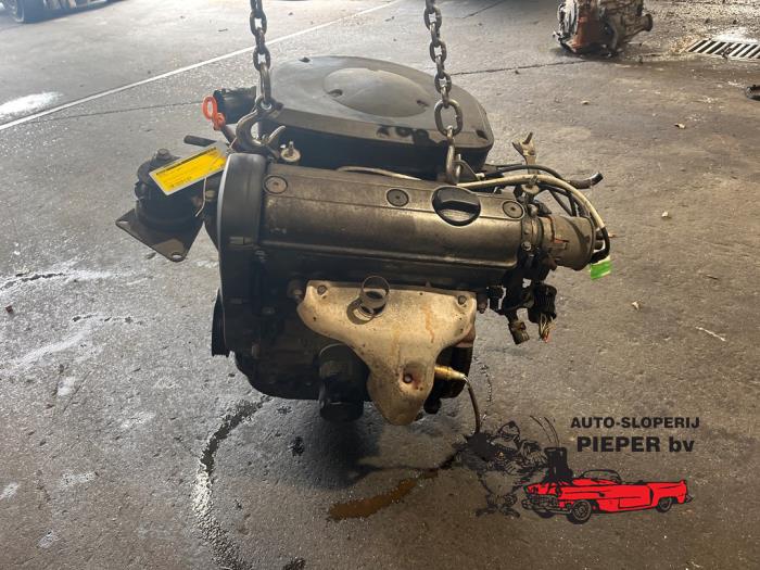 Gebruikte Motor Volkswagen Polo III (6N1) 1.4i 60 Prijs € 262,50 Margeregeling aangeboden door Autosloperij Pieper BV