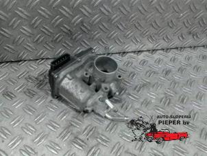 Gebruikte Gasklephuis Mitsubishi Colt (Z2/Z3) 1.1 12V Prijs op aanvraag aangeboden door Autosloperij Pieper BV