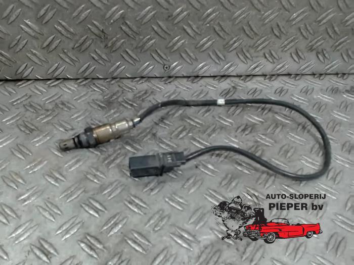 Gebruikte Lambda Sonde Volkswagen Caddy III (2KA,2KH,2CA,2CH) 1.6 TDI 16V Prijs € 36,75 Margeregeling aangeboden door Autosloperij Pieper BV