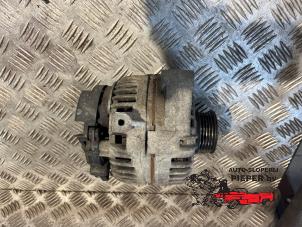 Gebruikte Dynamo Opel Zafira (F75) 2.0 16V Turbo OPC Prijs op aanvraag aangeboden door Autosloperij Pieper BV