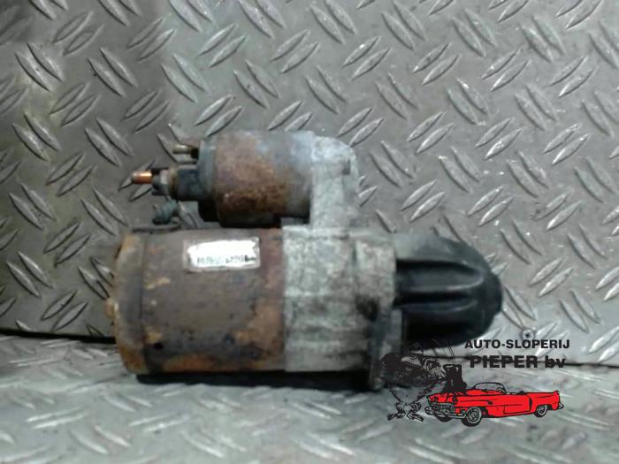 Gebruikte Startmotor Alfa Romeo 159 (939AX) 1.9 JTS 16V Prijs € 36,75 Margeregeling aangeboden door Autosloperij Pieper BV