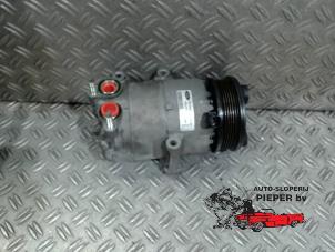 Gebruikte Pomp Airco Ford S-Max (GBW) 2.0 16V Prijs € 94,50 Margeregeling aangeboden door Autosloperij Pieper BV