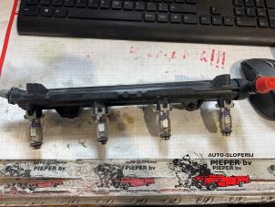 Gebruikte Injector brug Volkswagen Golf VI (5K1) Prijs € 63,00 Margeregeling aangeboden door Autosloperij Pieper BV