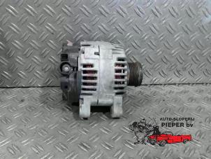 Gebruikte Dynamo Peugeot Partner (GC/GF/GG/GJ/GK) 1.6 HDI 75 16V Prijs € 52,50 Margeregeling aangeboden door Autosloperij Pieper BV