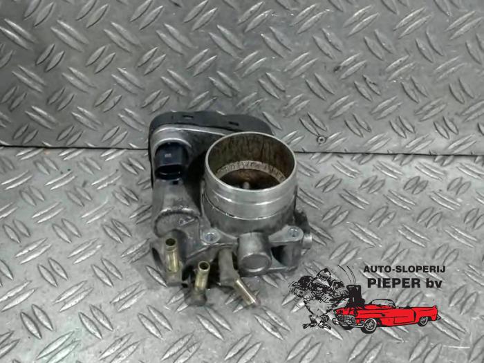 Gebruikte Gasklephuis Audi A3 (8L1) 1.6 Prijs € 47,25 Margeregeling aangeboden door Autosloperij Pieper BV
