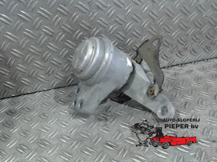 Gebruikte Motorrubber Ford Mondeo V Wagon 1.5 TDCi Prijs € 52,50 Margeregeling aangeboden door Autosloperij Pieper BV