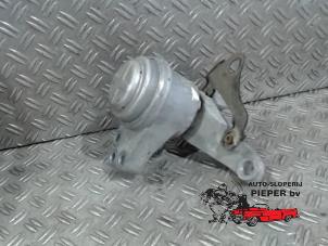 Gebruikte Motorsteun Ford Mondeo V Wagon 1.5 TDCi Prijs € 52,50 Margeregeling aangeboden door Autosloperij Pieper BV