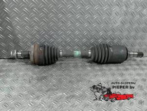 Gebruikte Homokineetas links-voor Mercedes ML I (163) 500 5.0 V8 24V Prijs op aanvraag aangeboden door Autosloperij Pieper BV