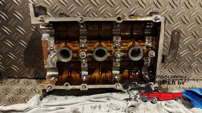 Cilinderkop van een Volkswagen Polo IV (9N1/2/3) 1.2 12V 2005