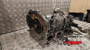 Cilinderkop van een Volkswagen Polo IV (9N1/2/3) 1.2 12V 2005