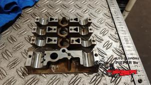 Cilinderkop van een Volkswagen Polo IV (9N1/2/3) 1.2 12V 2005