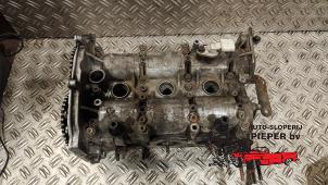 Cilinderkop van een Volkswagen Polo IV (9N1/2/3) 1.2 12V 2005