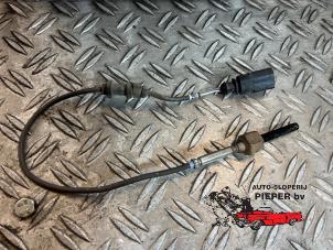 Gebruikte Uitlaat temperatuursensor Volkswagen Touran (1T1/T2) 2.0 FSI 16V Prijs € 31,50 Margeregeling aangeboden door Autosloperij Pieper BV