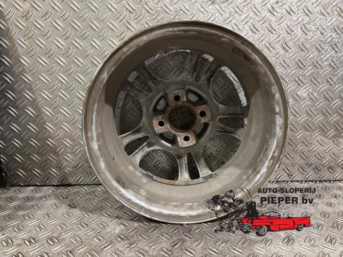 Velg van een Hyundai i20 1.2i 16V 2010