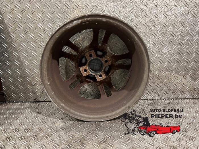 Velg van een Hyundai i20 1.2i 16V 2010