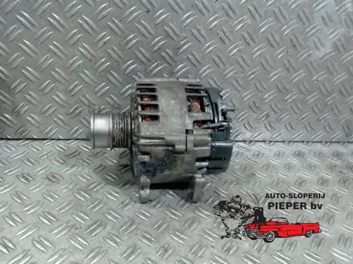 Gebruikte Dynamo Volkswagen Golf VII (AUA) 1.0 TSI 12V BlueMotion Prijs € 52,50 Margeregeling aangeboden door Autosloperij Pieper BV