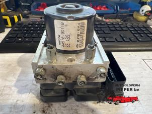 Gebruikte ABS Pomp Toyota Yaris II (P9) 1.33 16V Dual VVT-I Prijs € 157,50 Margeregeling aangeboden door Autosloperij Pieper BV