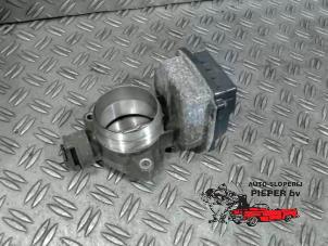 Gebruikte Gasklephuis Citroen C4 Picasso (UD/UE/UF) 1.8 16V Prijs € 63,00 Margeregeling aangeboden door Autosloperij Pieper BV