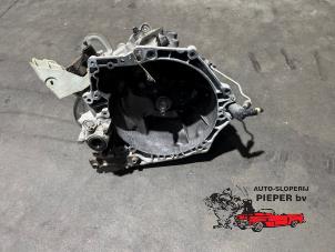 Gebruikte Versnellingsbak Peugeot 207/207+ (WA/WC/WM) 1.6 16V RC Turbo Prijs € 236,25 Margeregeling aangeboden door Autosloperij Pieper BV