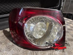 Gebruikte Achterlicht links Volkswagen Golf Plus (5M1/1KP) 1.9 TDI 105 Prijs € 42,00 Margeregeling aangeboden door Autosloperij Pieper BV