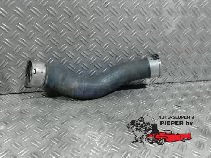 Gebruikte Intercooler Slang BMW 5 serie Touring (F11) 520i 16V Prijs € 78,75 Margeregeling aangeboden door Autosloperij Pieper BV
