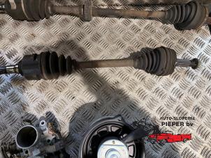 Gebruikte Cardanas links-voor (VWA) Toyota Starlet (EP9) 1.3,XLi,GLi 16V Prijs op aanvraag aangeboden door Autosloperij Pieper BV